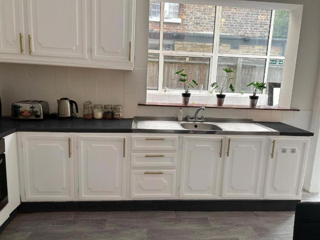 Guest House Balham, South London Spacious, Lambert, 6 Rooms Available Chambre photo